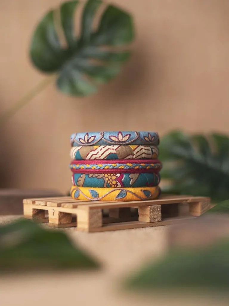 Suri Floral printed Fabric Handmade Threadwork Bangles